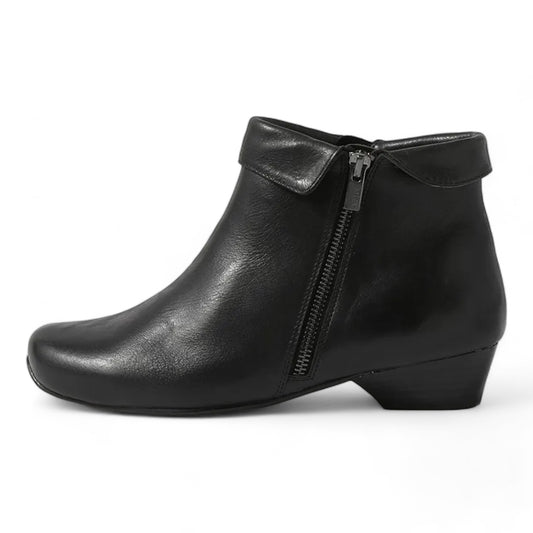 Ziera Cathal XW - Black