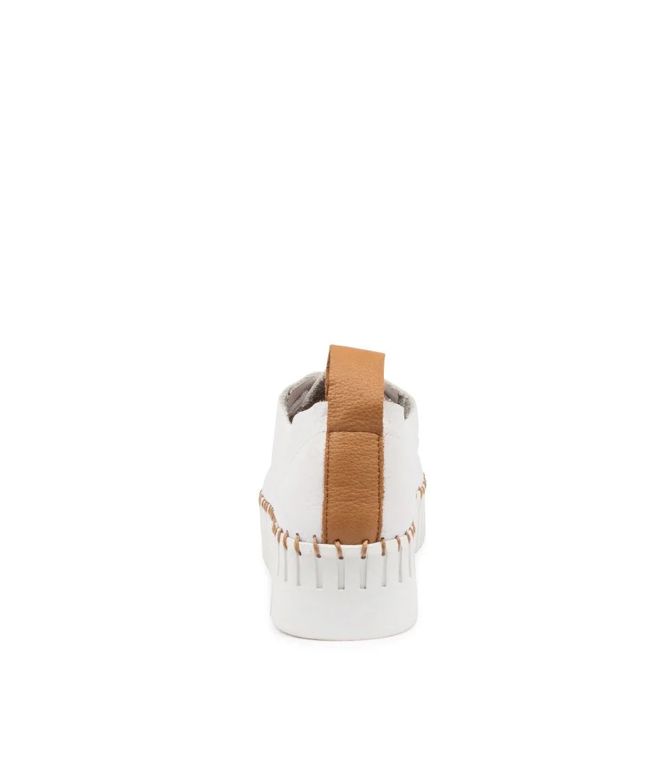 Django and Juliette Batu - White/Tan