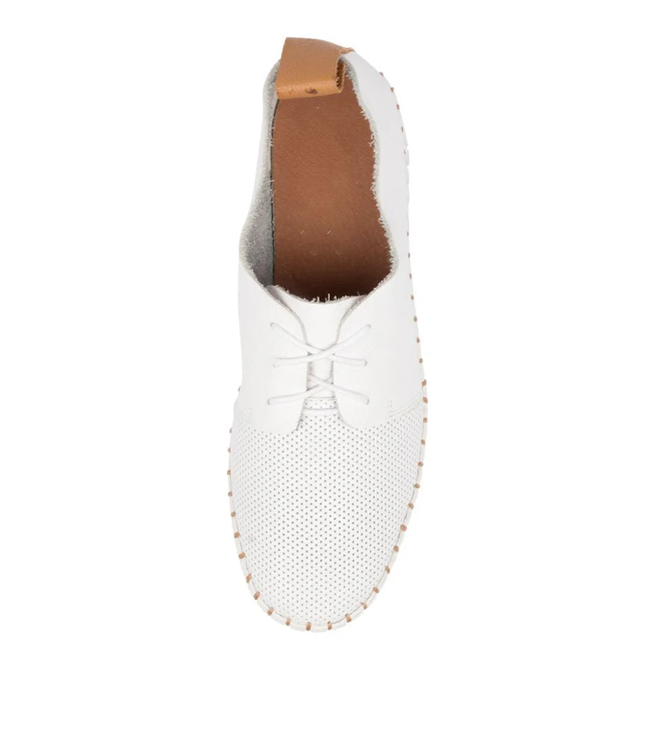 Django and Juliette Batu - White/Tan