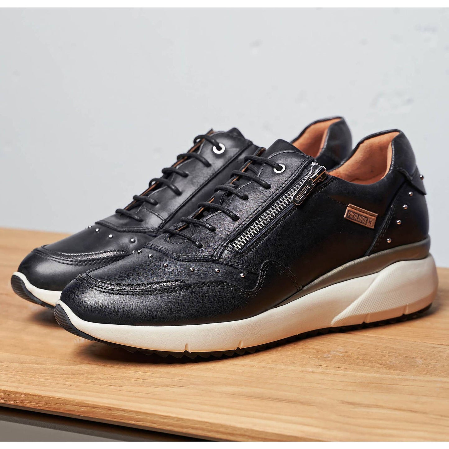 Pikolinos Sella W6Z-6500 - Black