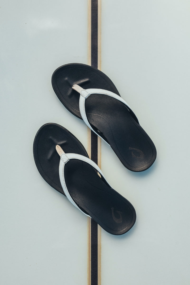 Olukai Ho'opio Womens - White/Black